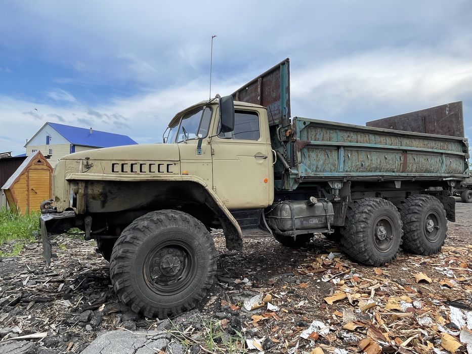 Урал    самосвал