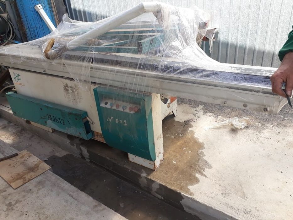 Раскроечные (распил) станон