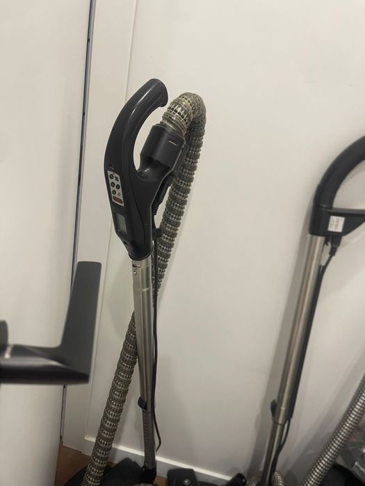 Продам моющий пылесос