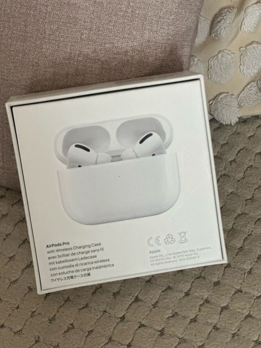 Слушалки AirPods Pro