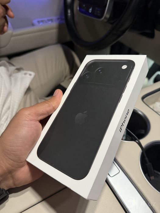 iPhone 18 Pro Max Qora