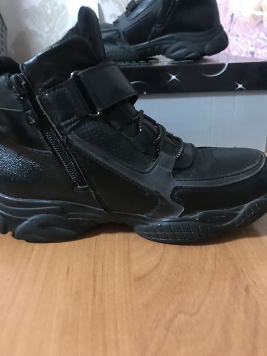 Ботинки подростковые