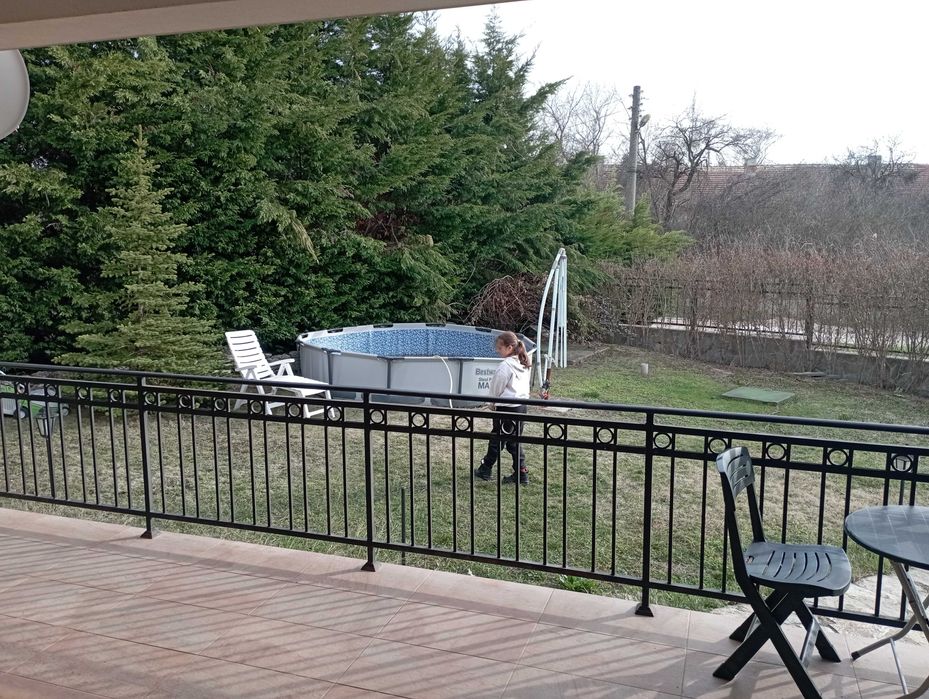 Дава се под наем Къща в Варна, Цветен квартал - 140 кв.м за 1200 € - Снимка #16