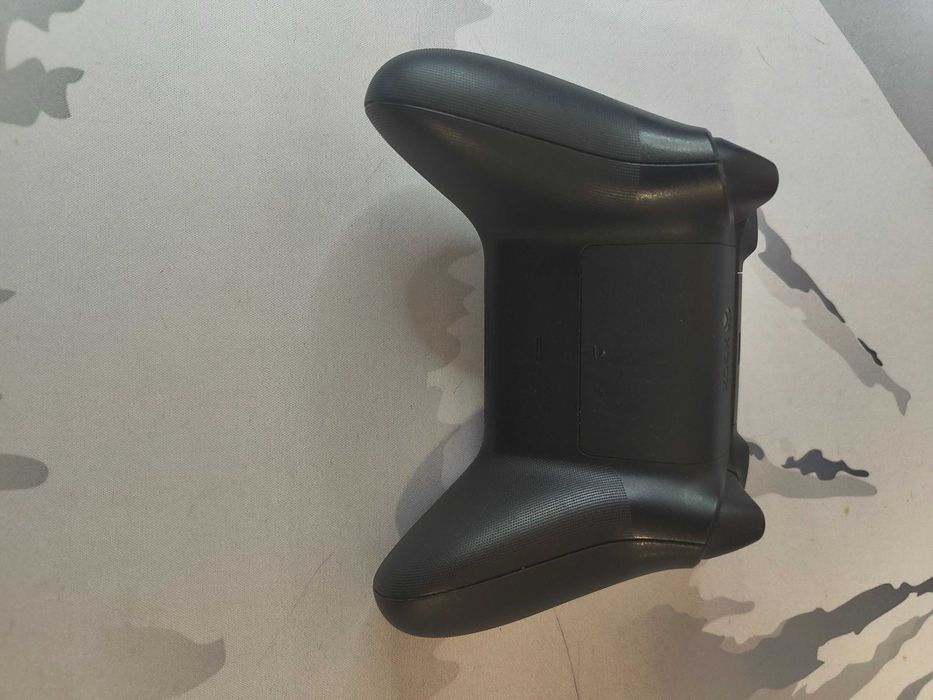 Безжичен контролер Microsoft - Black (Xbox One/Series S/X) /WIRELESS/