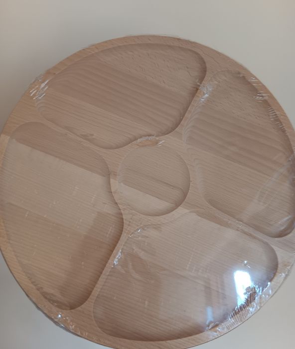 Дъска от орех с разделения 25х25 + БОНУС ШПАТУЛКА