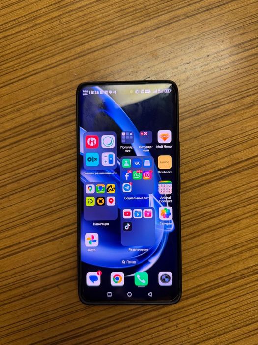 Honor x9c продается.. Без минусов. 256 гиг