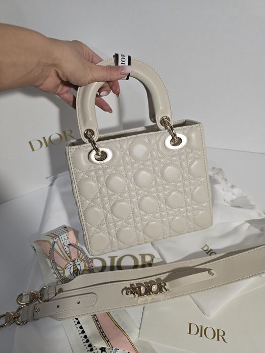 Налична чанта Lady Dior