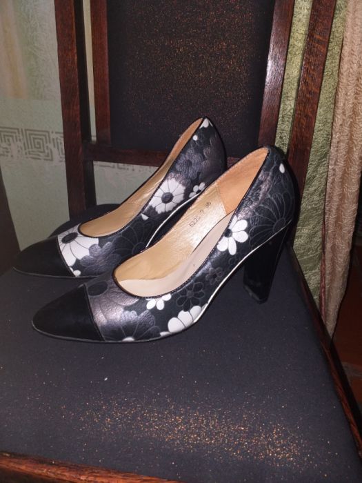 Туфли женские    .