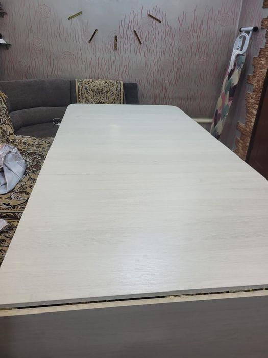 Продам стол книжка