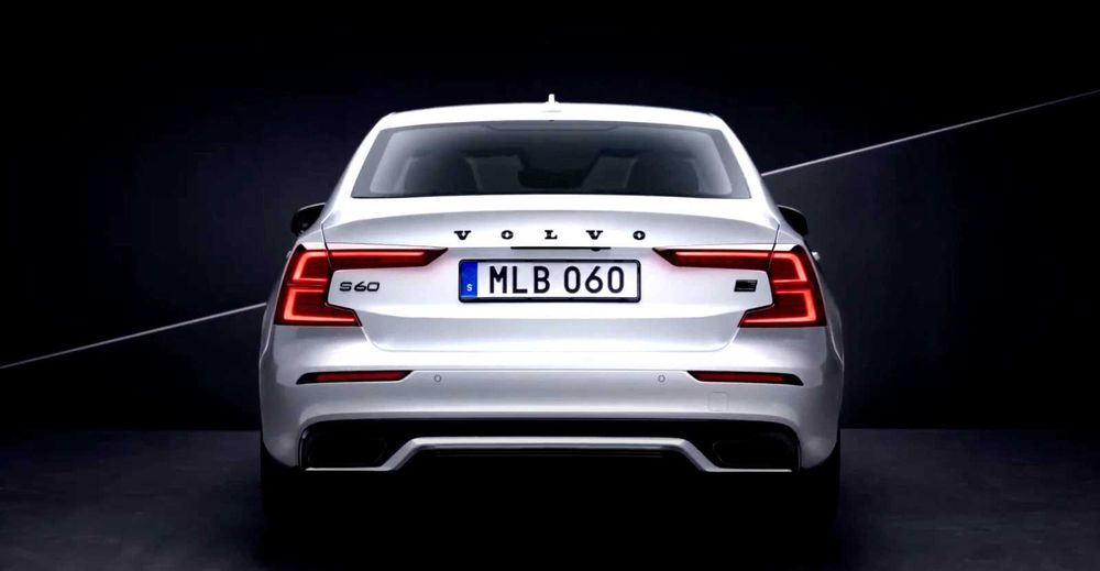 Volvo Надпис за Багажник – Хром / Черен Гланц Букви XC90 XC40 S90 V60
