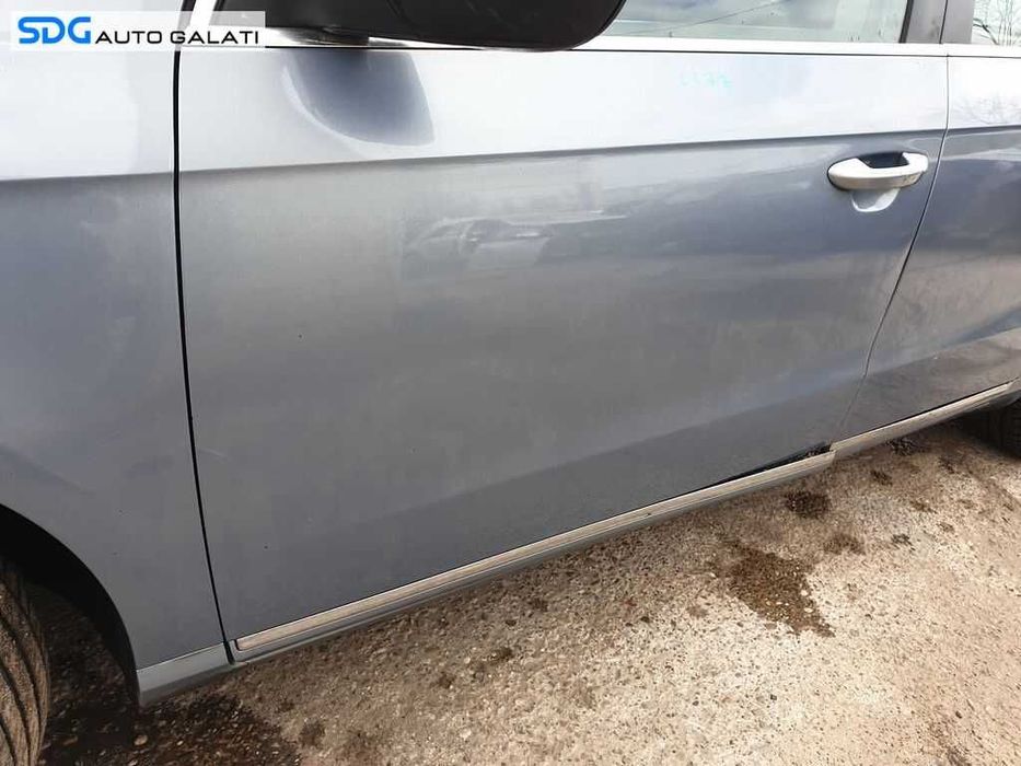 Usa Usi Portiera Portiere Stanga Fata Dezechipata cu Rugina VW Passat B7 2010 - 2015 Culoare LC7Z [X3028]