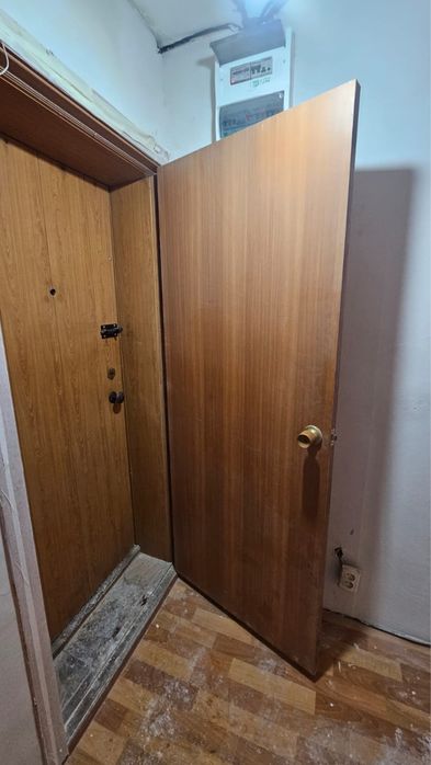 Межкомнатная дверь продаётся
