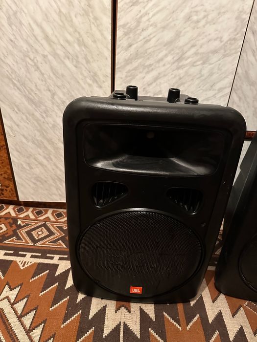 Тонколони jbl eon