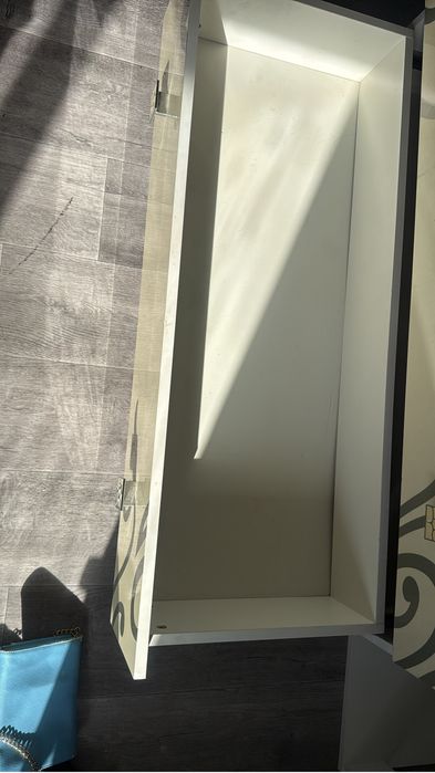 комод