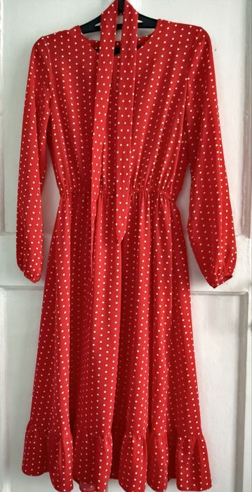 Продам платья женские от 5000 тенге