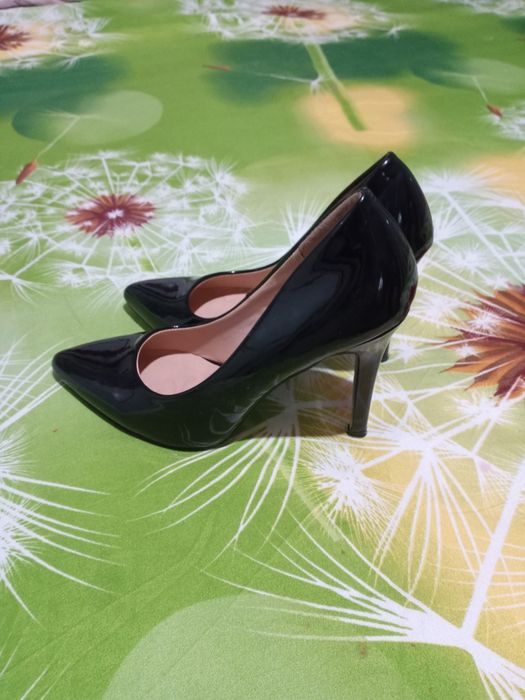 Pantofi de piele nou 38
