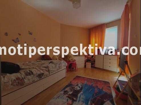 Продава се Тристаен апартамент в Пловдив, Кършияка - 90 кв.м за 2095 €/кв.м - Снимка #3