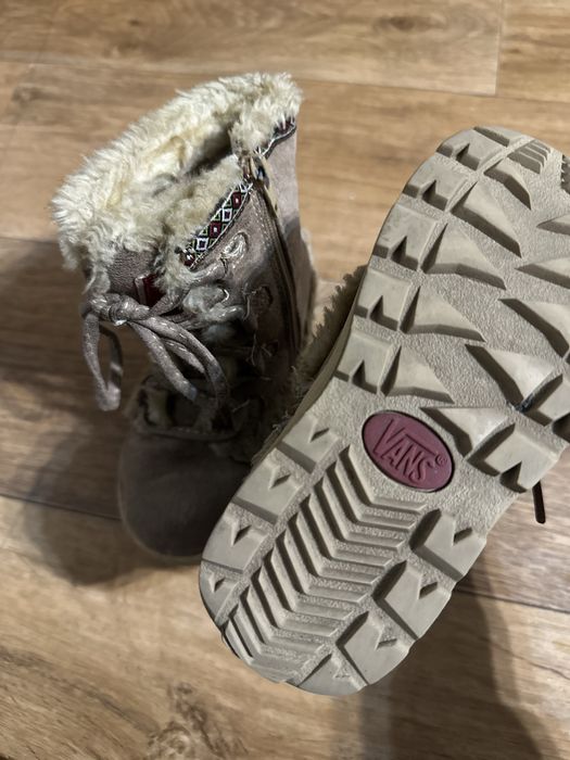 Ботинки Vans зимние