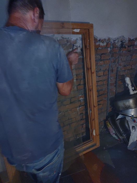 Продавам нова дървена дограма