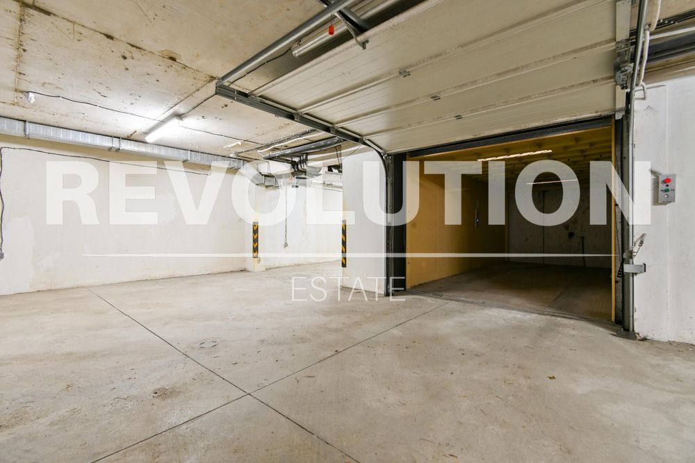 Дава се под наем Гараж / Паркомясто в София, Център - 27 кв.м за 175 € - Снимка #8