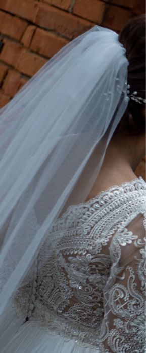 Rochie mireasa model A line