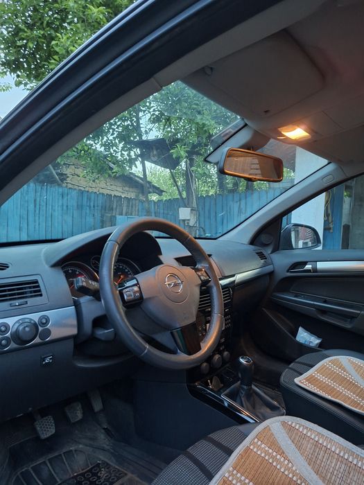 OPEL Astra 2009 — imagine 2