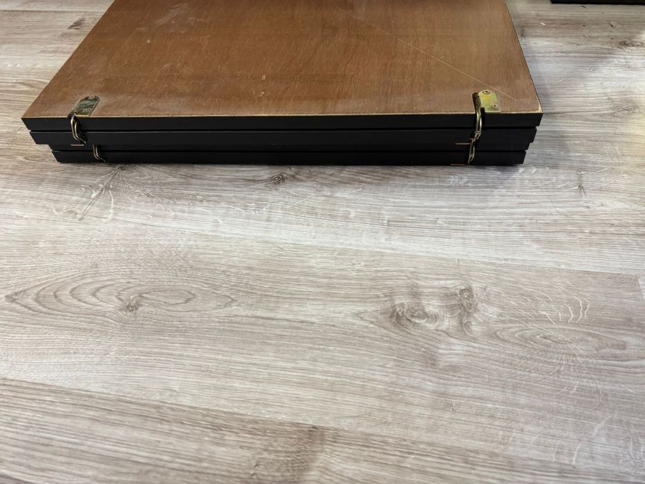 Продам стол в отличном состоянии!