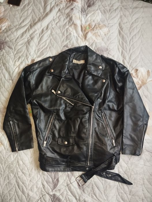 Продам куртку косуха ЭКО кожа.