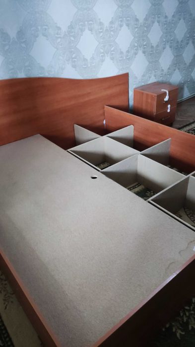 Кровать двуспальная