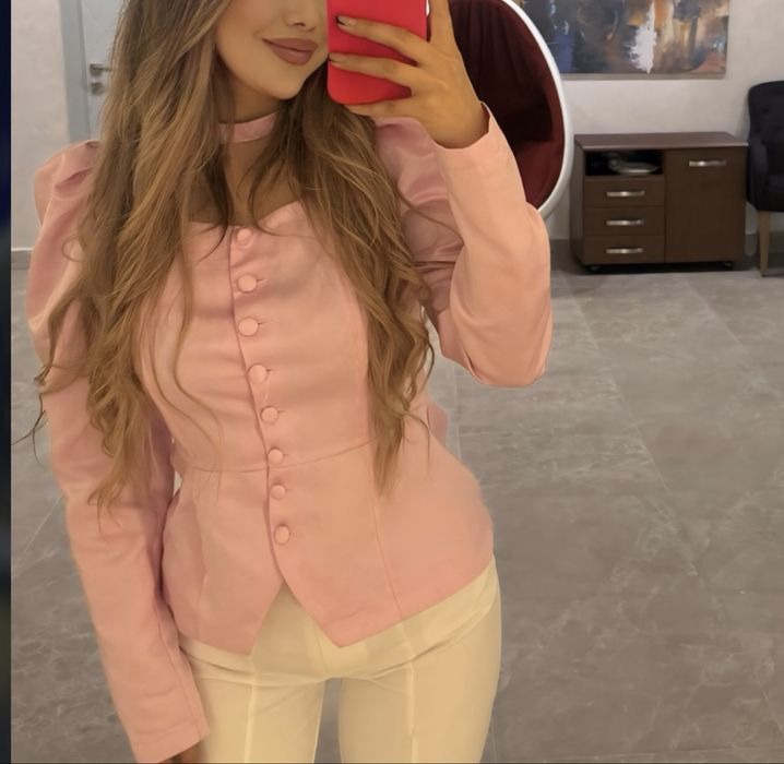 Красивая блузка