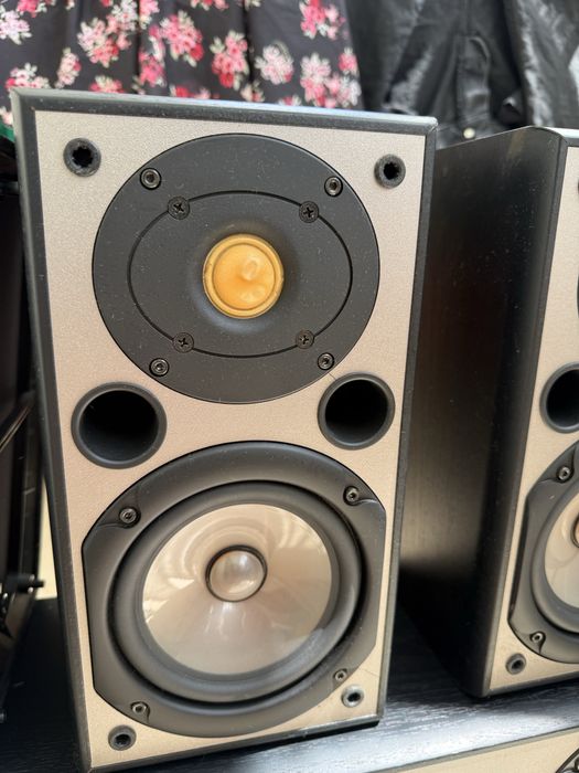 Yamaha NS-C200 NS-90 Колони и център