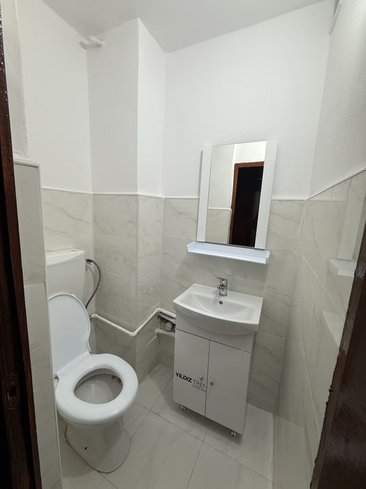 Vând apartament 3 Camere Decomandat NEGOCIABIL