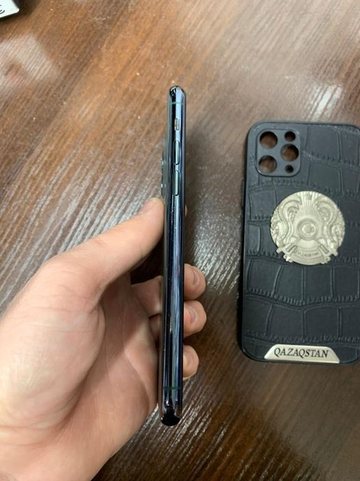 Айфон 11 про 256 в идеальном состоянии