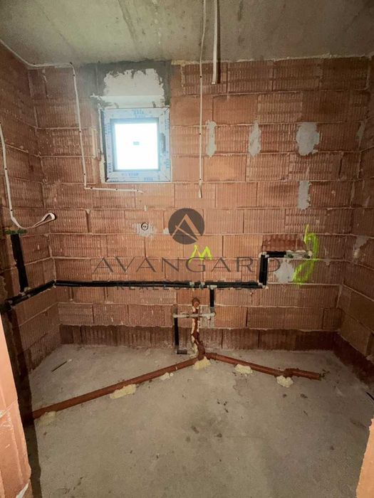 Продава се Двустаен апартамент в Пловдив, Център - 111 кв.м за 1079 €/кв.м - Снимка #4