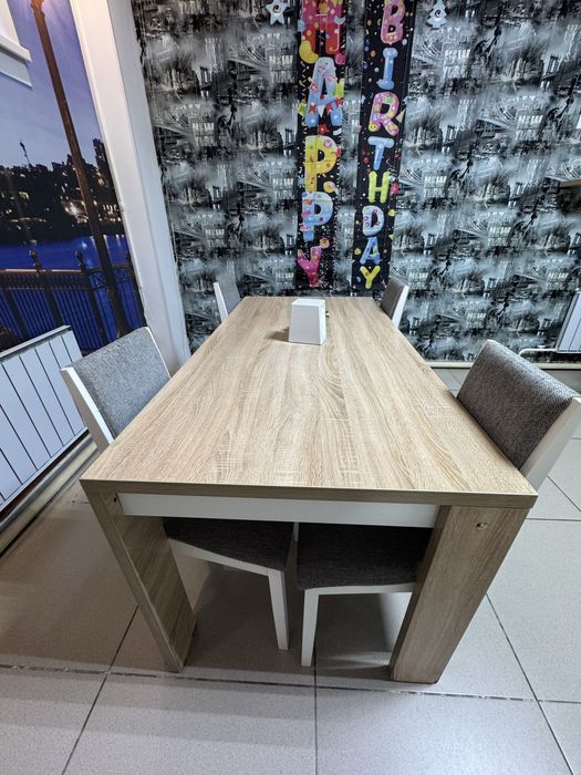 Продам столы и стулья в комплекте