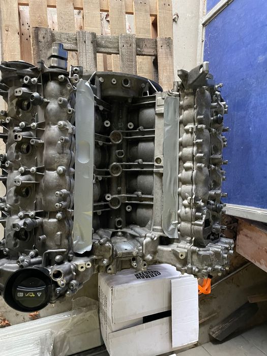 Двигател 5.5 АМG 6.3 1г гаранция