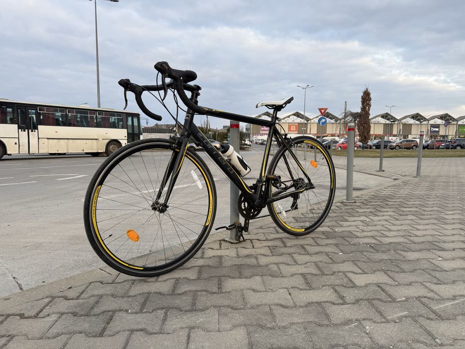Carrera Zelos cursiera bicicleta șosea