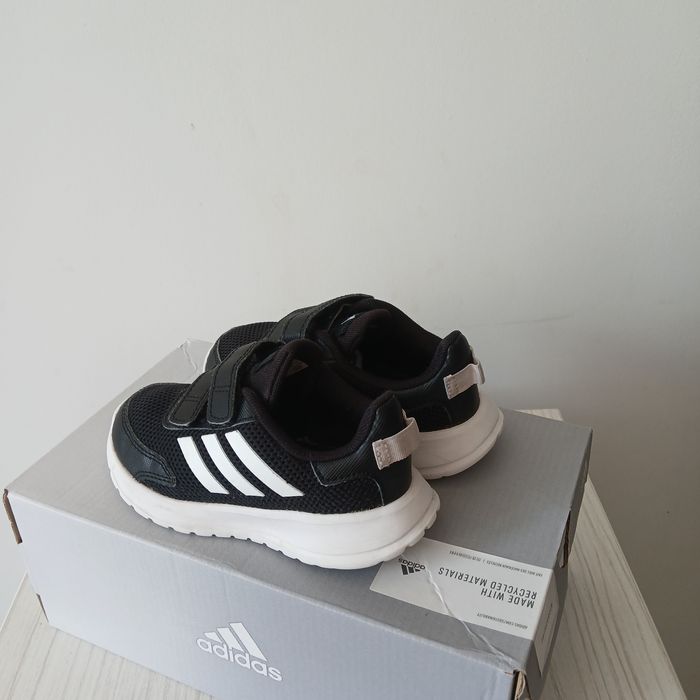 Маратонки adidas 25 1/2номер