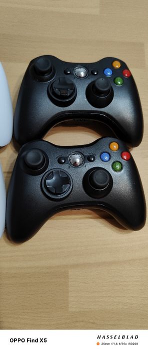 vând 2 controlere pt x box