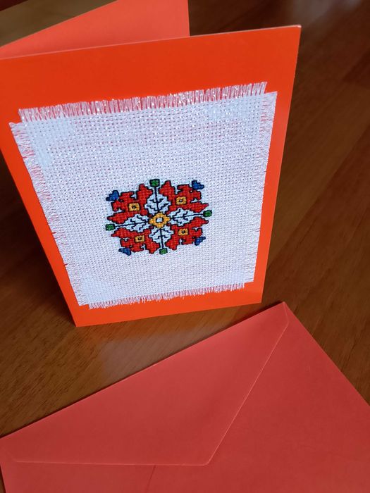 Бродирани картички с плик