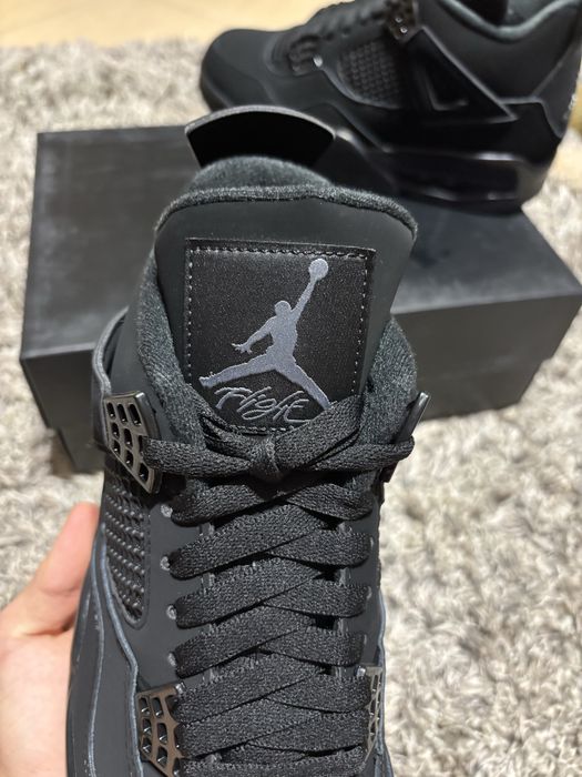 Air Jordan 4 Black Cat
