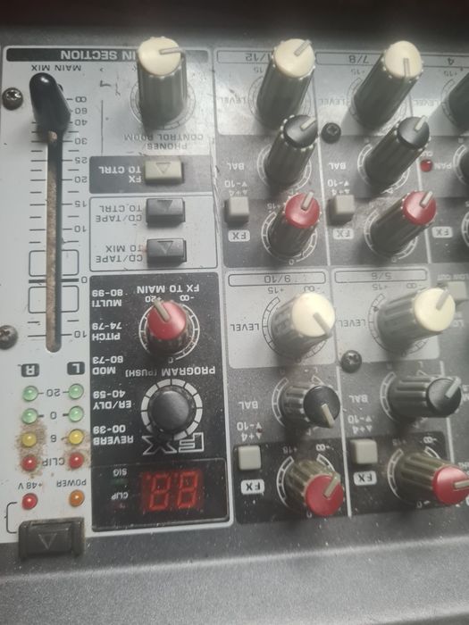 Миксер Беринджер