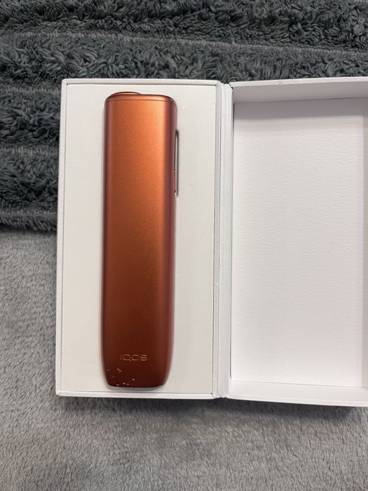 Iqos iluma one .