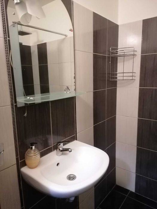 Дава се под наем Двустаен апартамент в Пловдив, Кючук Париж - 75 кв.м за 357 € - Снимка #7