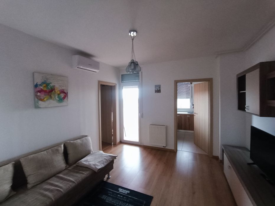 De închiriat apartament 2 camere, malul Mureșului, zona 300