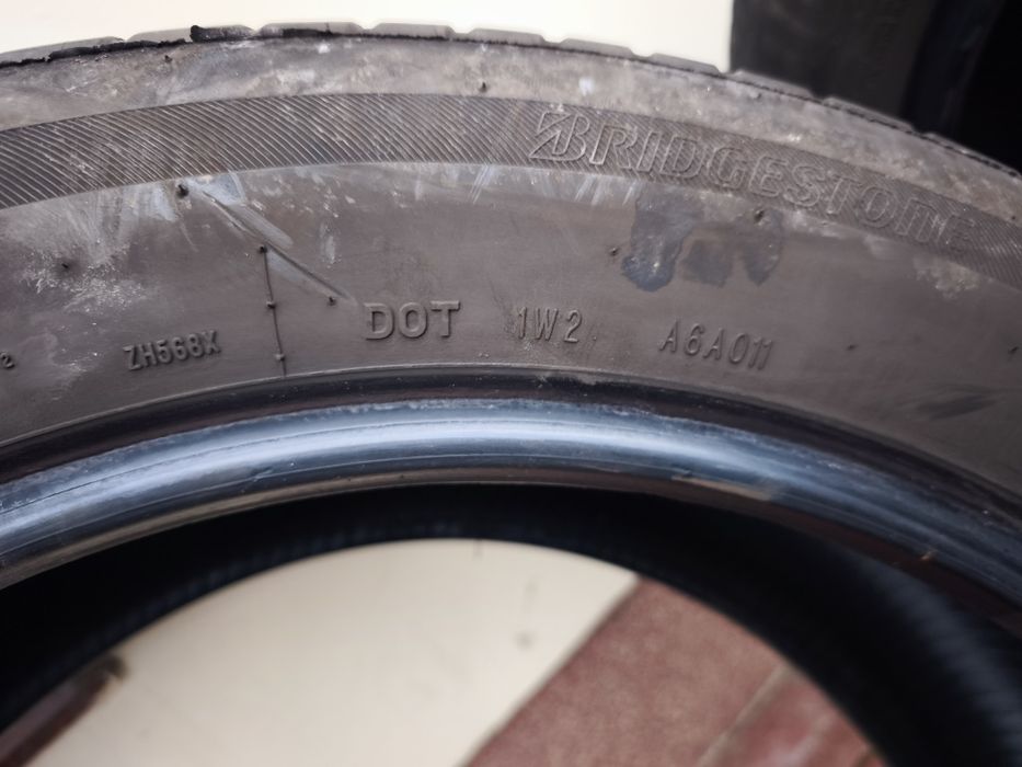 3 anvelope Bridgestone 245/50 R19 – stare bună