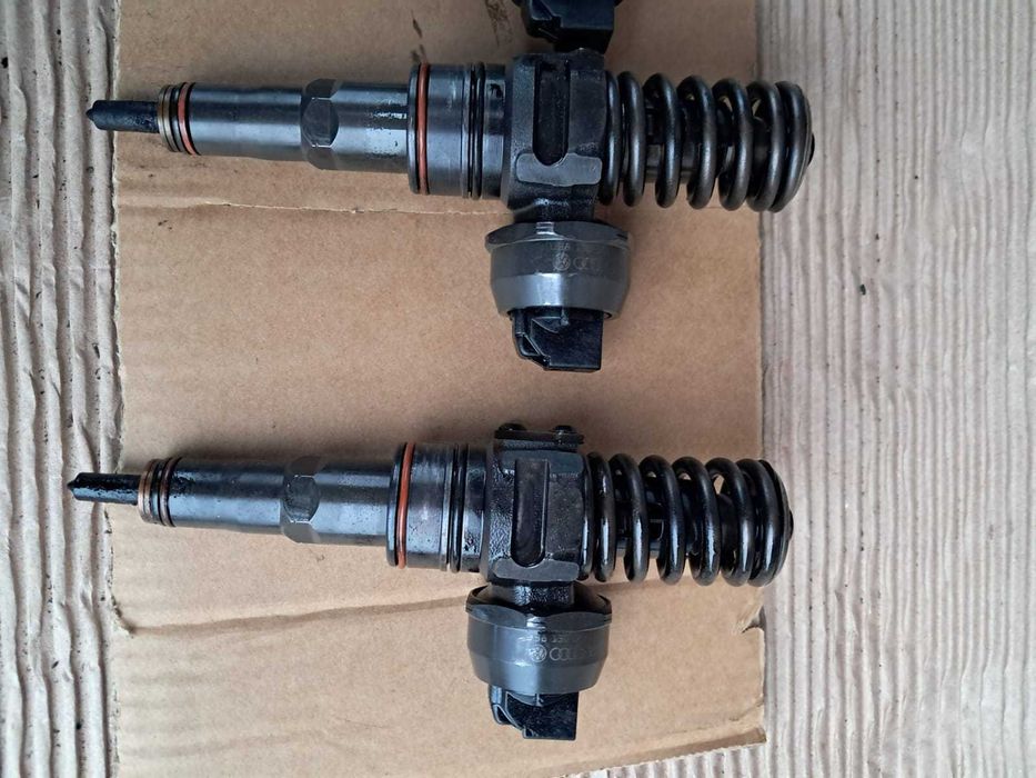 Skoda Fabia 2, Vw Polo, set injectoare motor 1,4 diesel cod BNM