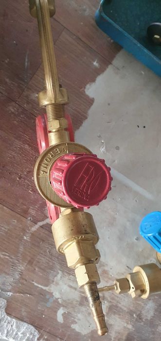 оксижен, резак и манометри