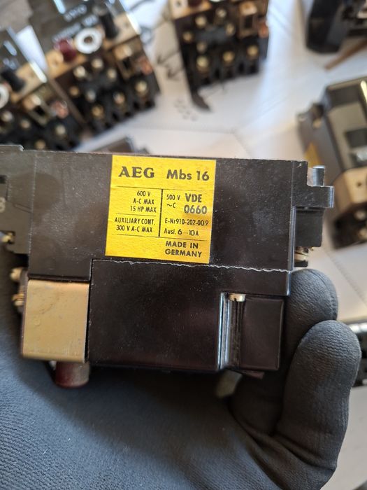 Relee protecție si contactor 380 v