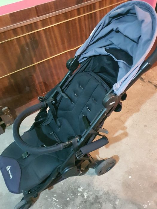 Детска сгъваема  количка Ergo baby metro